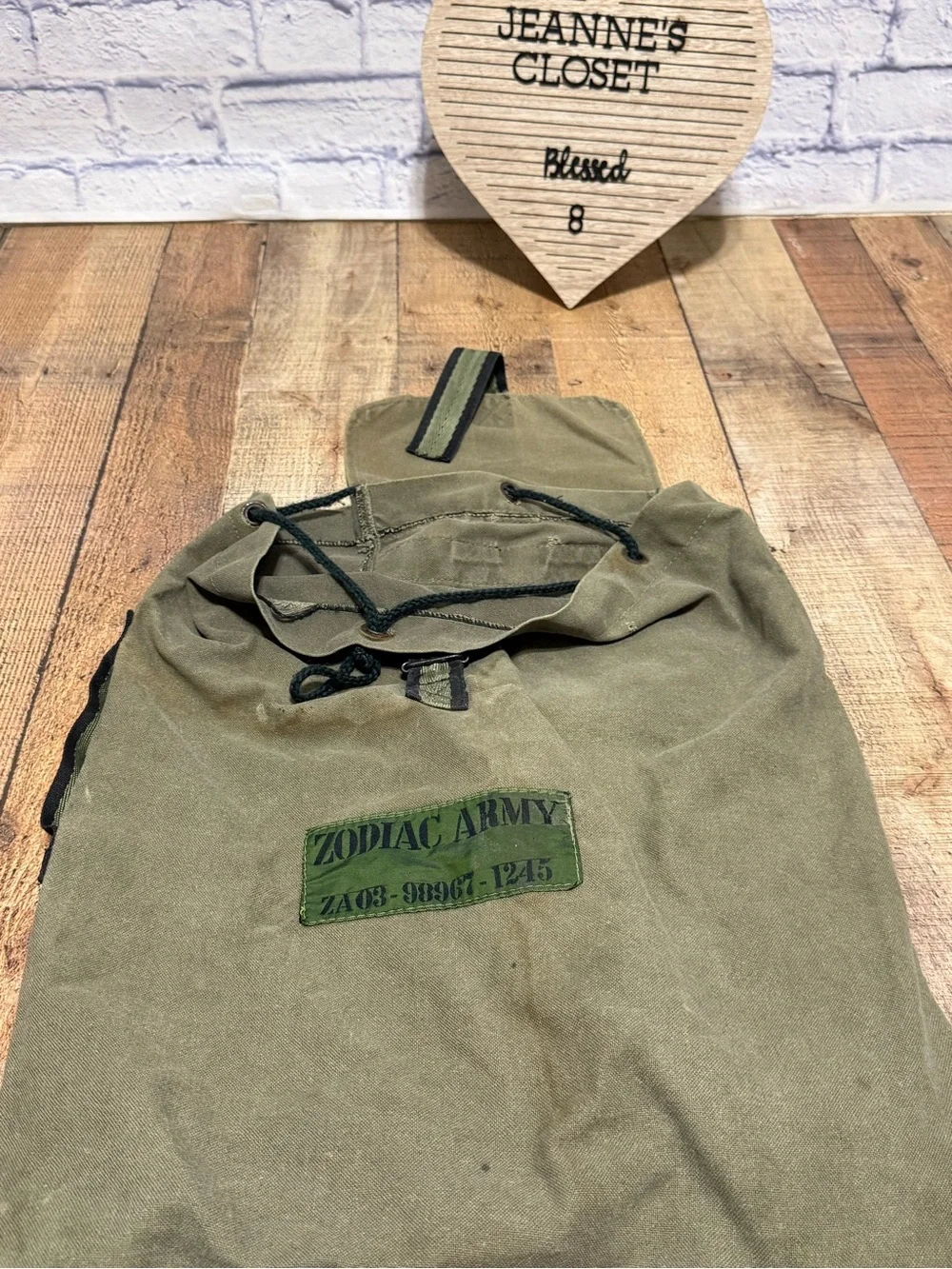 Zodiac Army Olive Drab Canvas Drawstring Backpack Rucksack ZA03-98967-1245